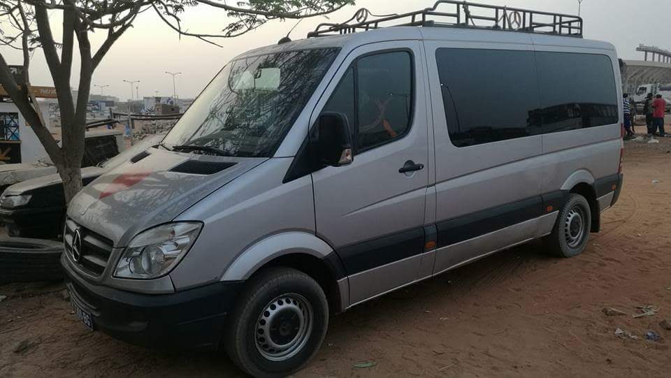 Minibus-Mercedes-17-PLACES