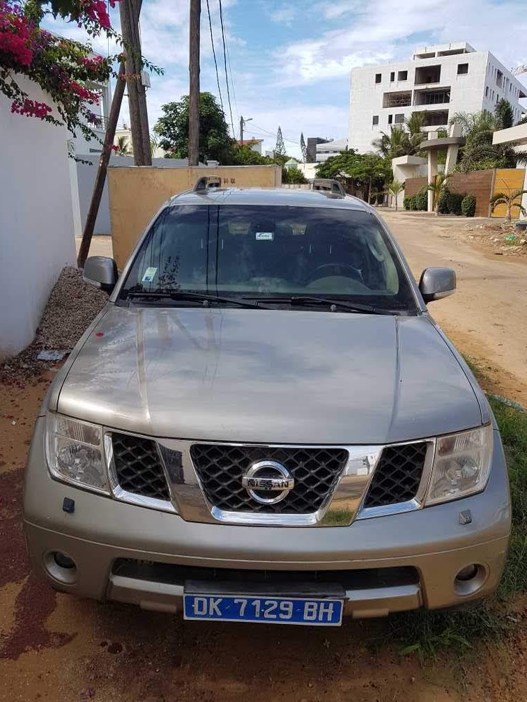 Nissan-Pathfinder-7-PLACES