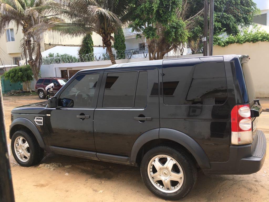 Land-Rover-Discovery-IV