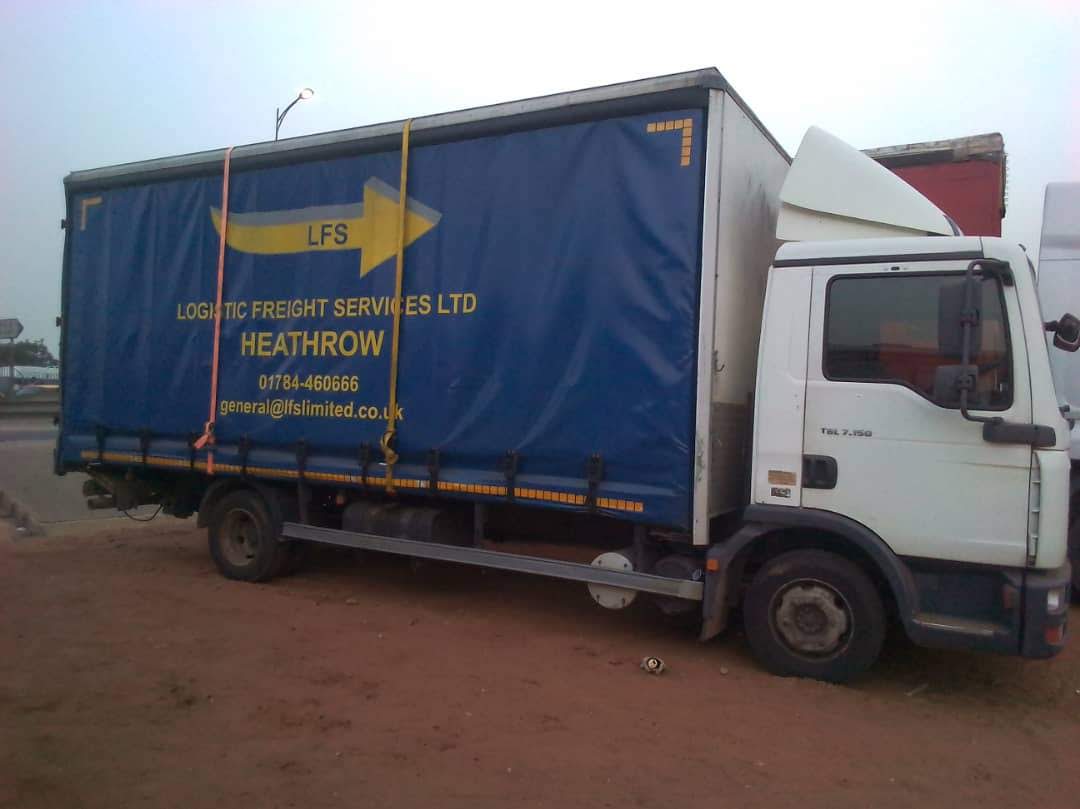 Camion-Marketing-et-Marchandise
